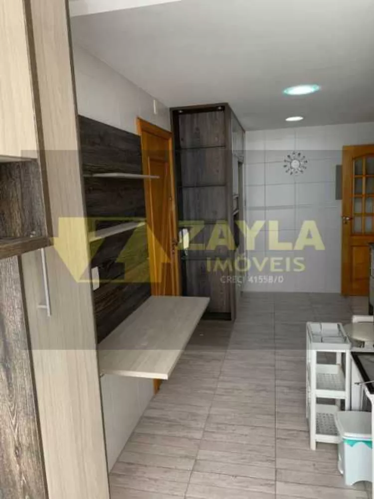 Apartamento à venda com 4 quartos, 198m² - Foto 11