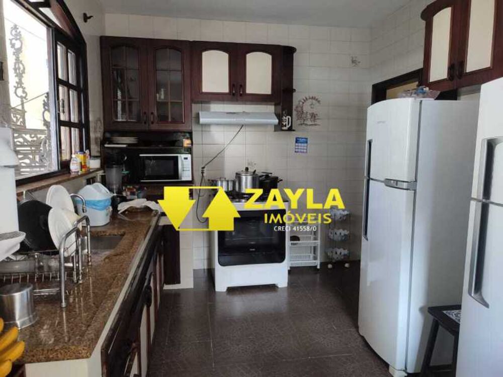 Casa, 4 quartos, 259 m² - Foto 23