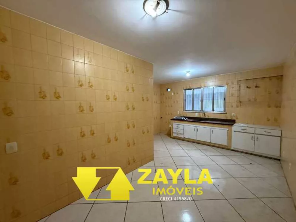 Casa, 6 quartos, 225 m² - Foto 30