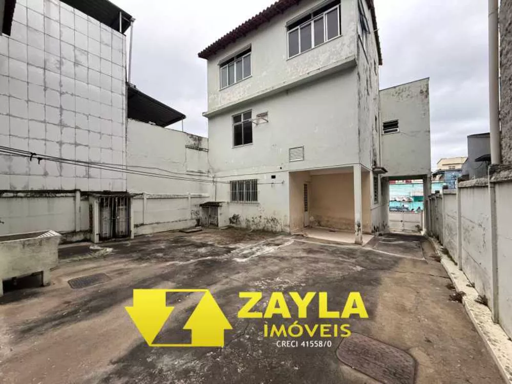 Casa, 6 quartos, 225 m² - Foto 6
