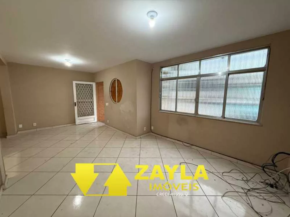 Casa, 6 quartos, 225 m² - Foto 23