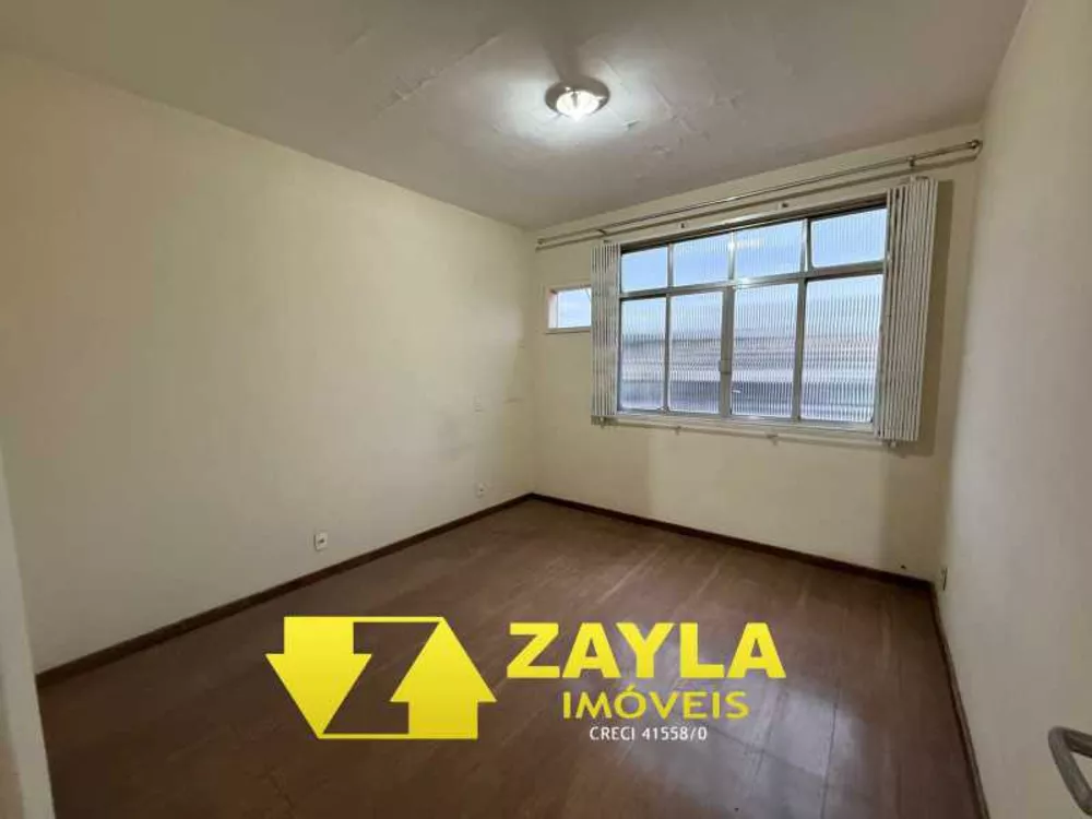 Casa, 6 quartos, 225 m² - Foto 13