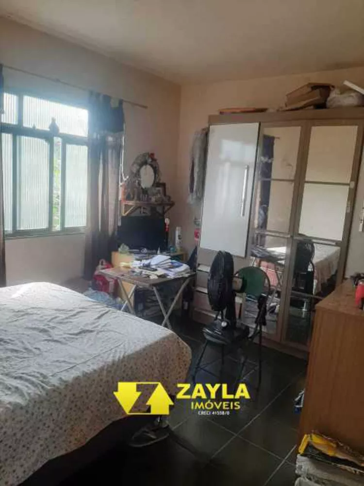 Casa, 7 quartos, 240 m² - Foto 23