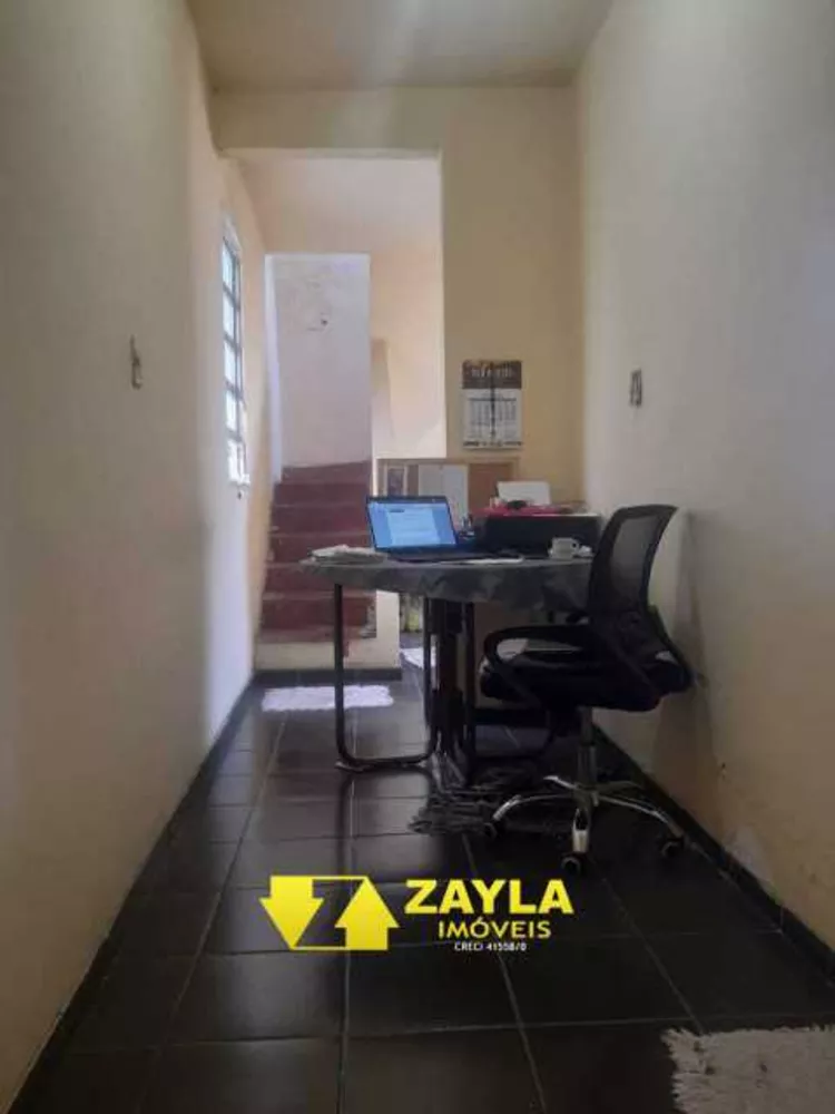 Casa, 7 quartos, 240 m² - Foto 25