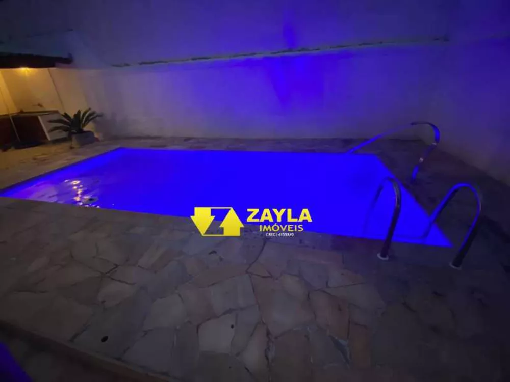 Casa, 5 quartos, 272075 m² - Foto 1