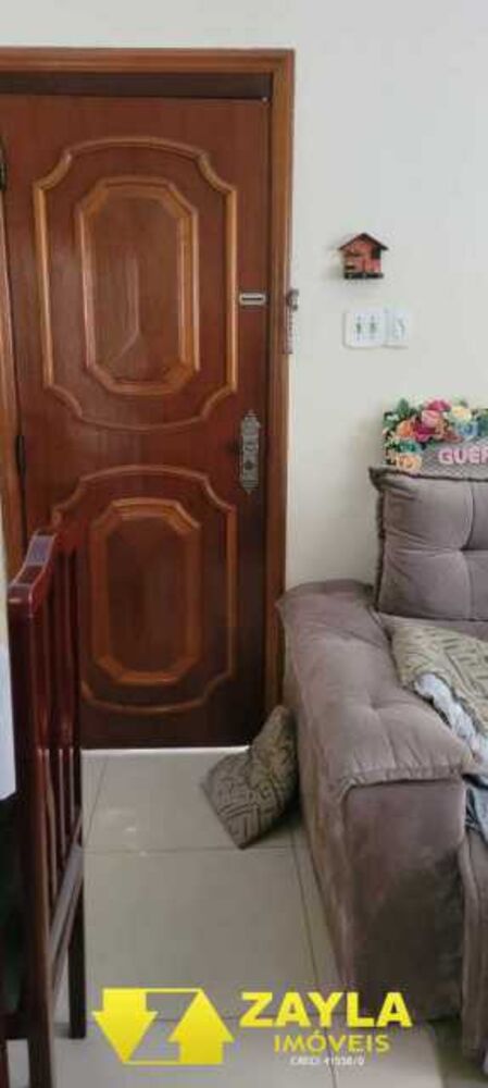 Casa à venda com 3 quartos, 80m² - Foto 2
