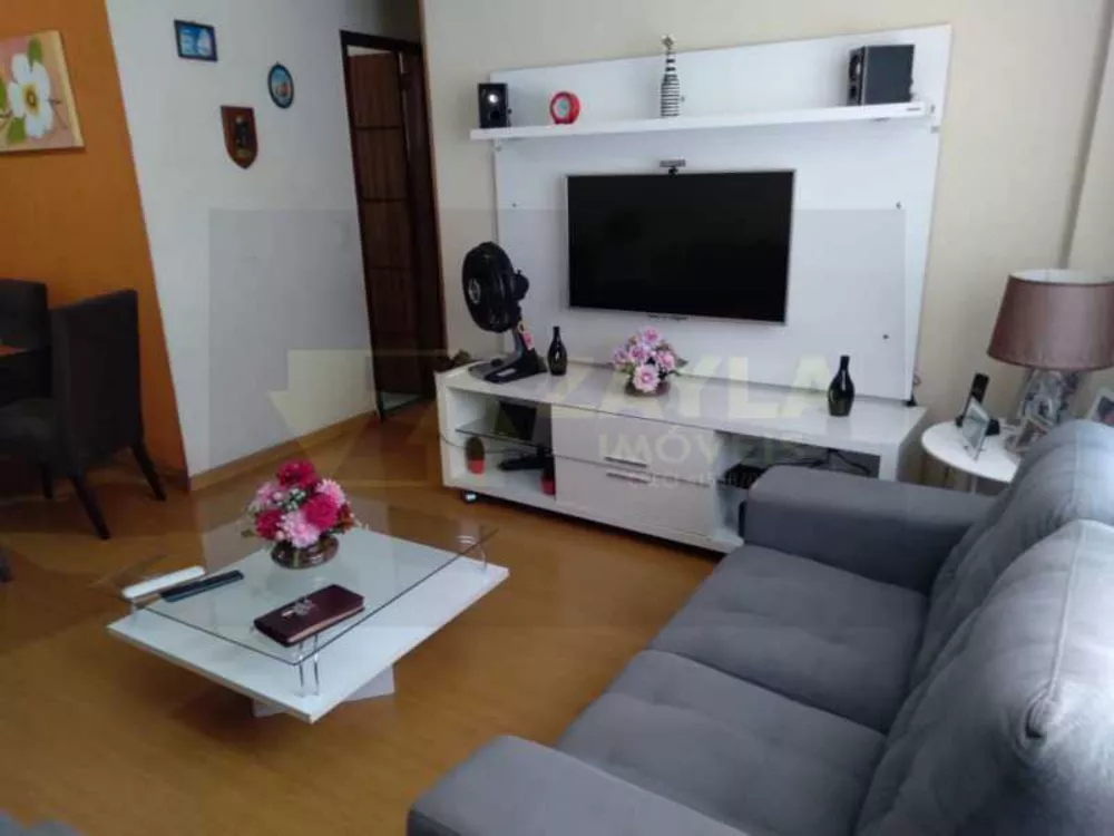 Apartamento à venda com 2 quartos, 70m² - Foto 5