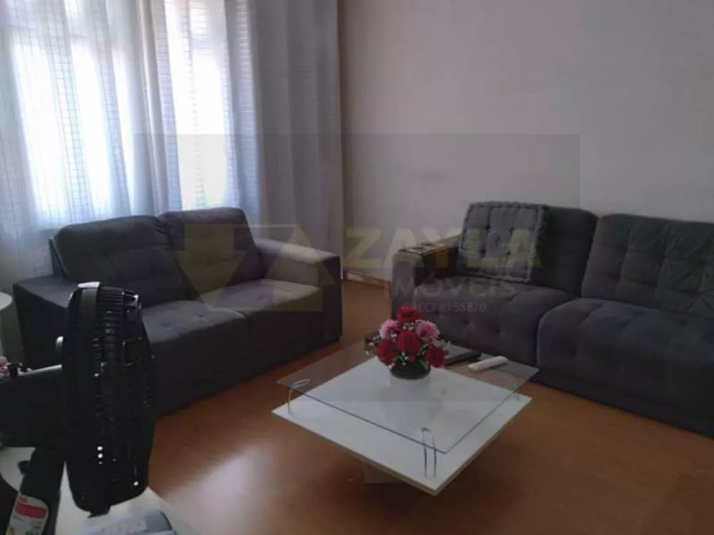 Apartamento à venda com 2 quartos, 70m² - Foto 4