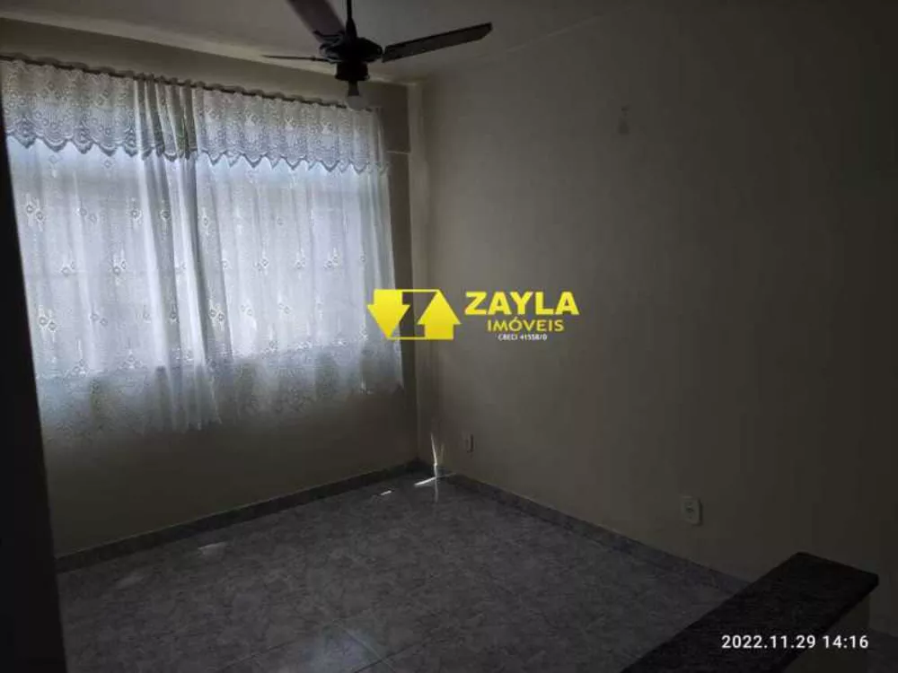 Apartamento à venda com 2 quartos, 70m² - Foto 12