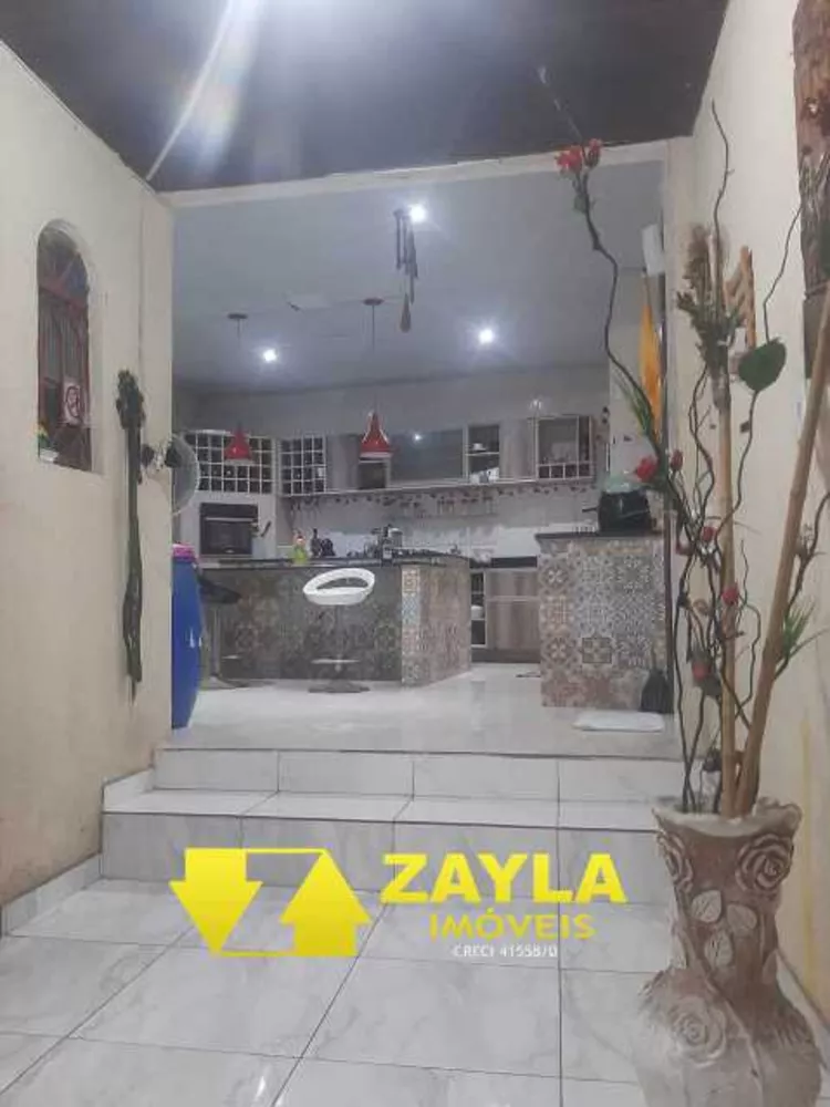 Casa, 4 quartos, 130 m² - Foto 1