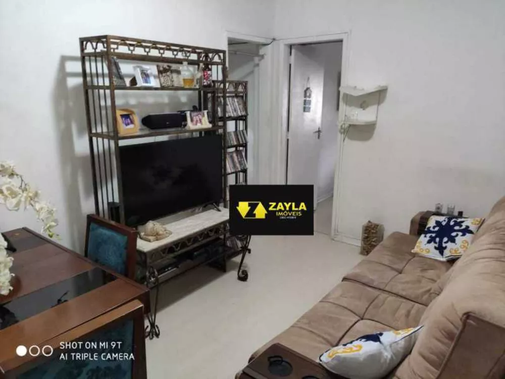 Apartamento à venda com 2 quartos, 65m² - Foto 3