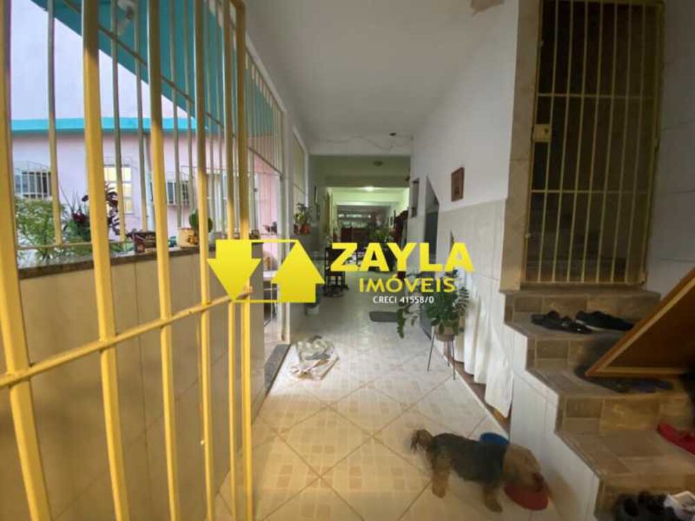 Casa, 3 quartos, 240 m² - Foto 13