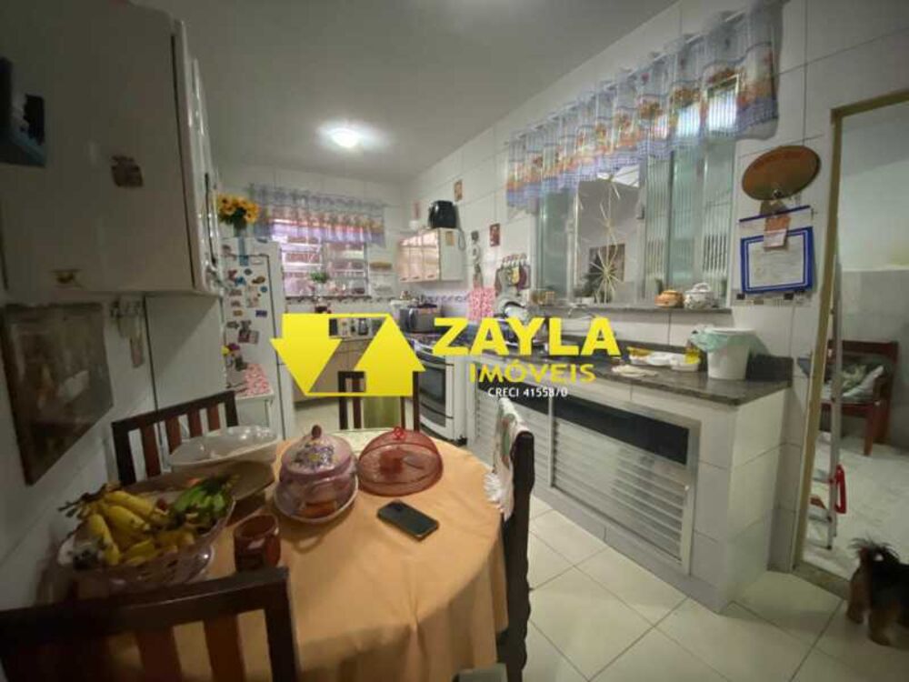 Casa, 3 quartos, 240 m² - Foto 18