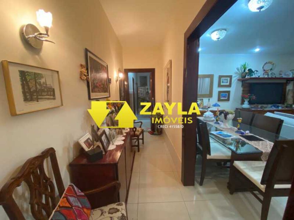 Casa, 3 quartos, 240 m² - Foto 11