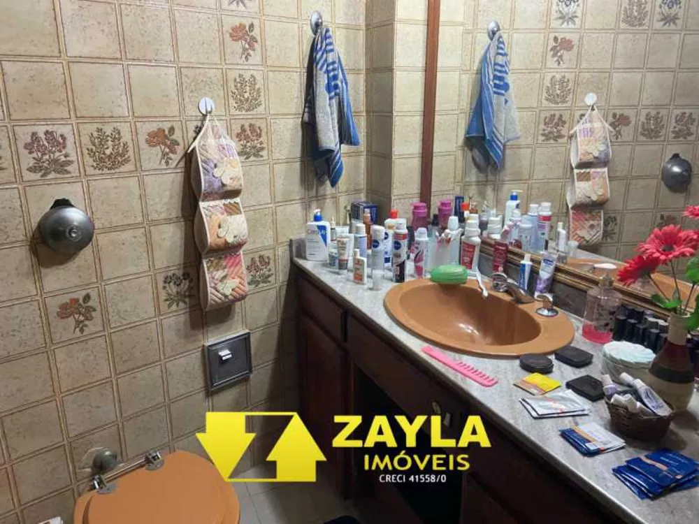 Casa, 3 quartos, 240 m² - Foto 9