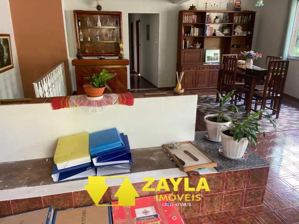 Casa, 3 quartos, 240 m² - Foto 3