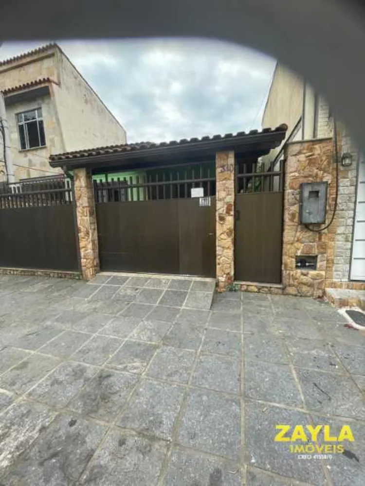 Casa, 3 quartos, 230 m² - Foto 1