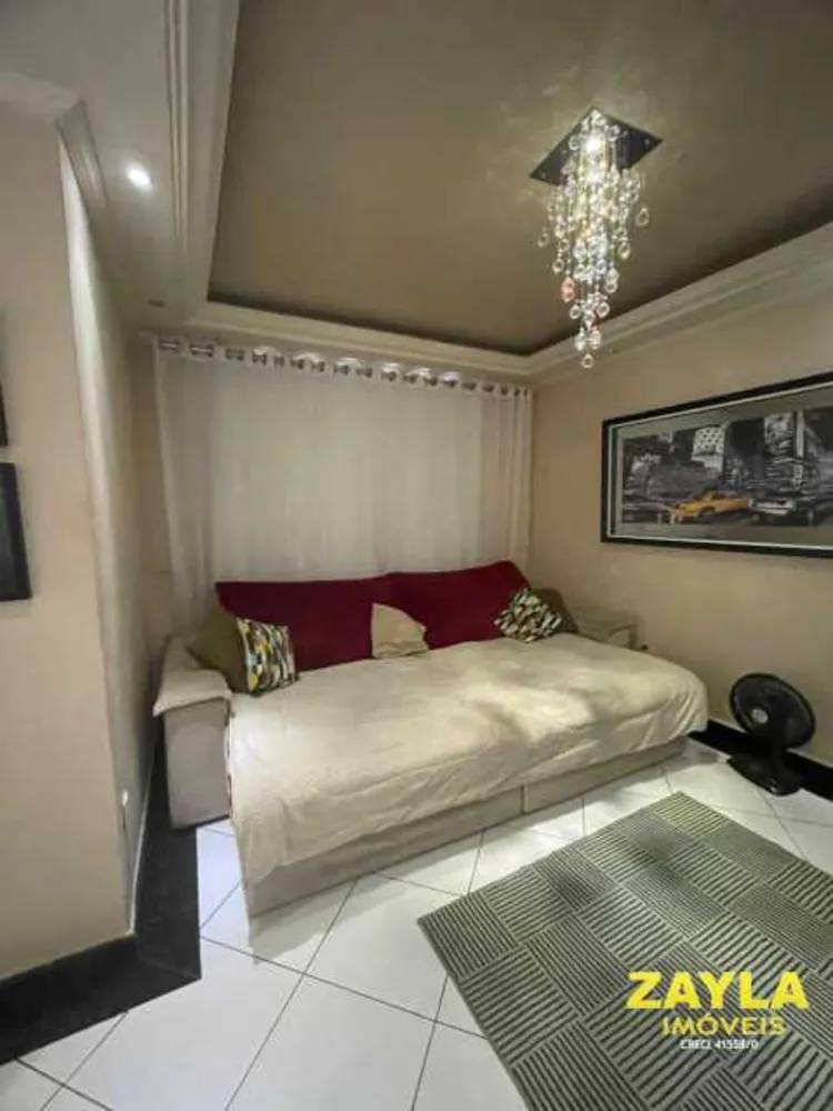 Casa, 3 quartos, 230 m² - Foto 3
