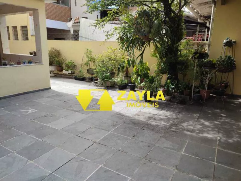 Casa, 4 quartos, 259 m² - Foto 4