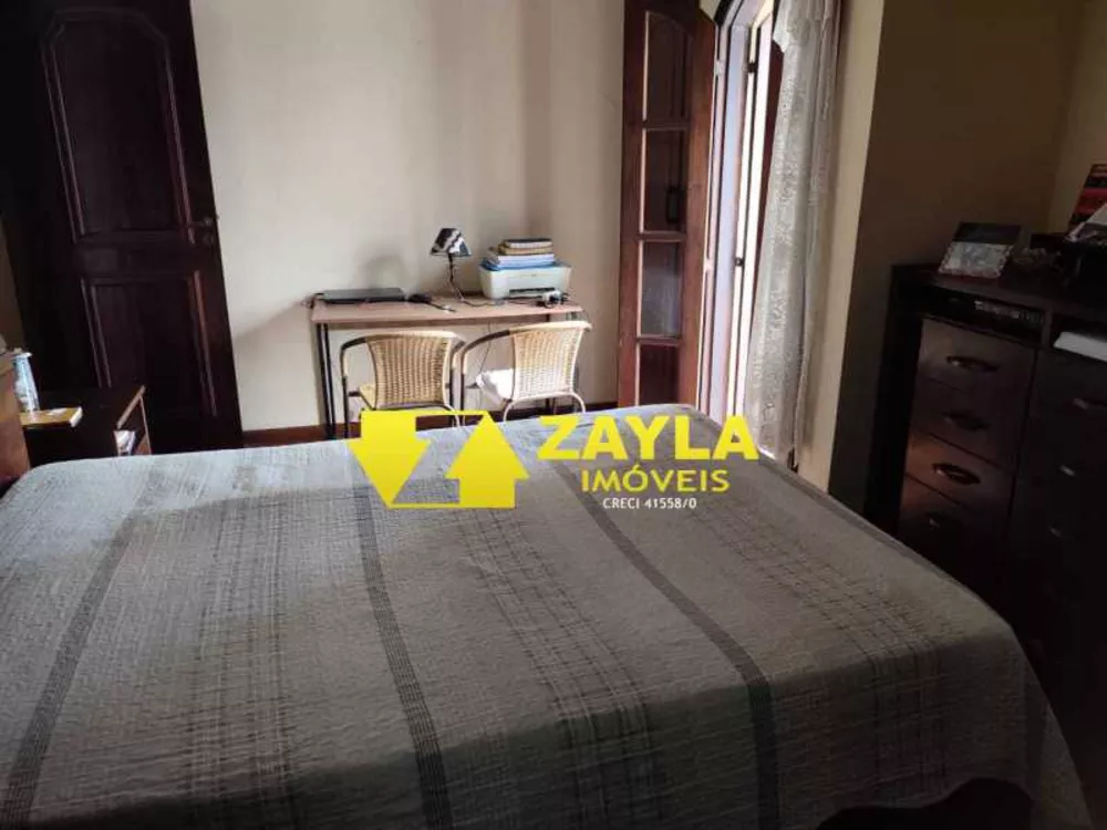 Casa, 4 quartos, 259 m² - Foto 3