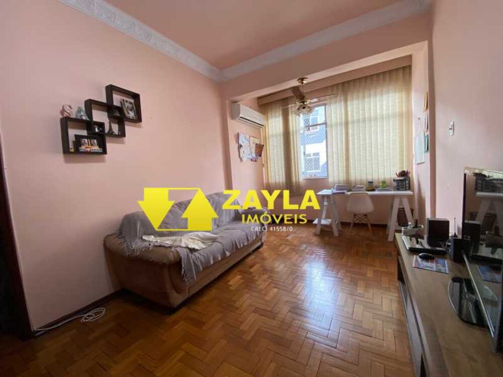 Apartamento à venda com 2 quartos, 78m² - Foto 2