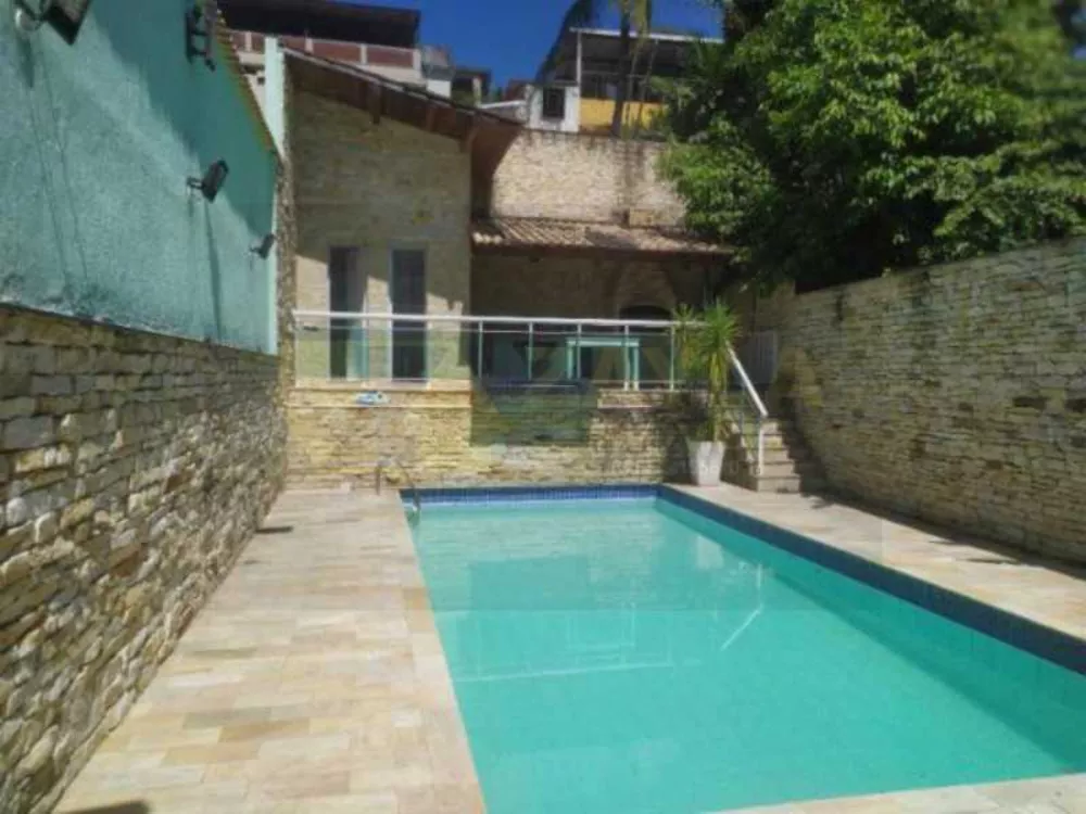 Casa, 4 quartos, 320 m² - Foto 1