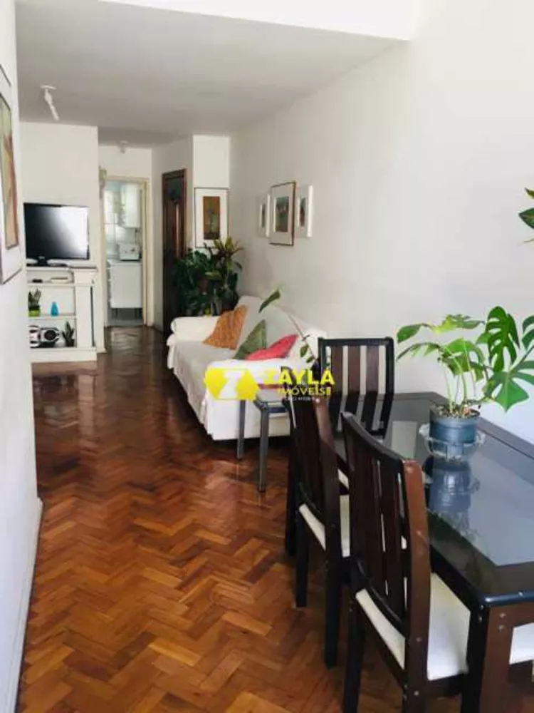 Apartamento à venda com 3 quartos, 95m² - Foto 1