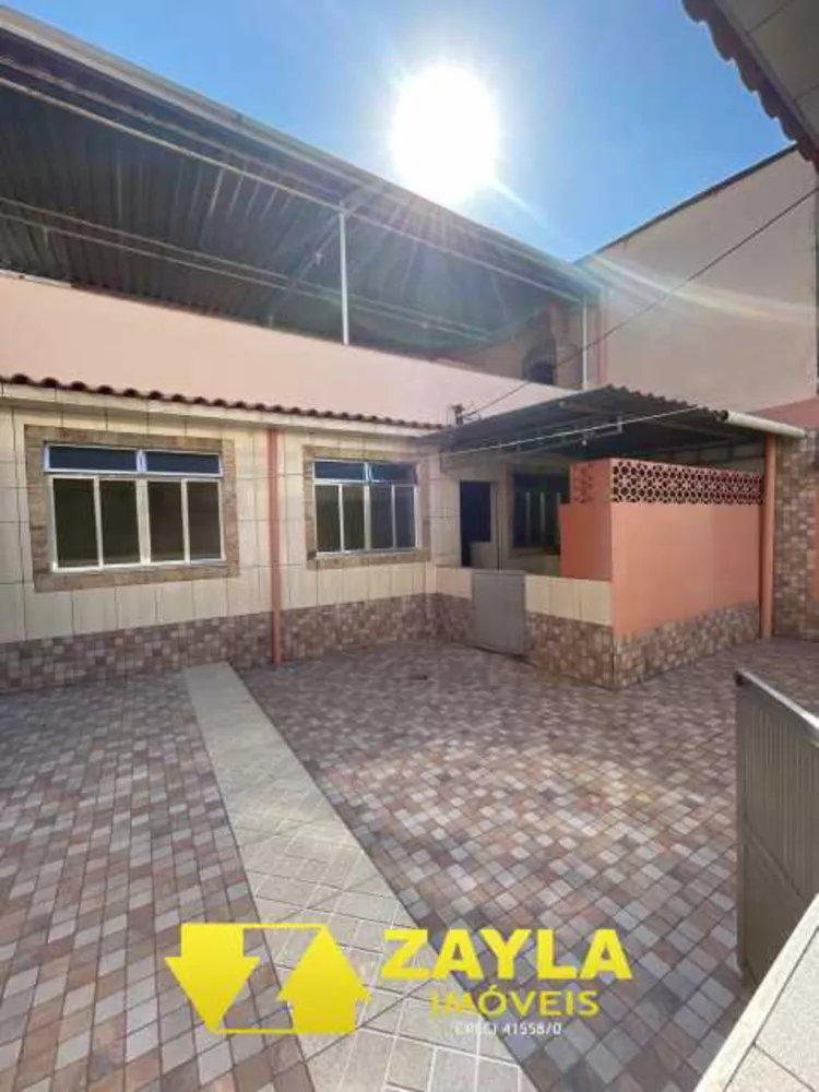 Casa, 4 quartos, 230 m² - Foto 4