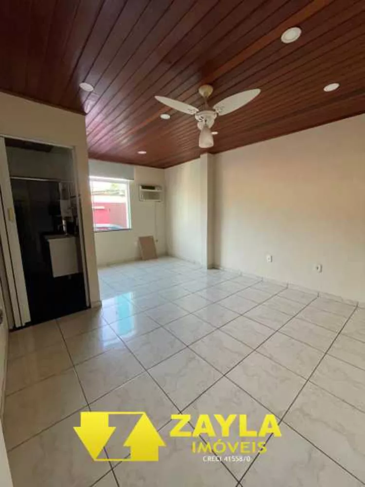 Casa, 4 quartos, 230 m² - Foto 2
