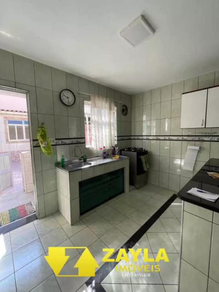 Casa, 4 quartos, 230 m² - Foto 17