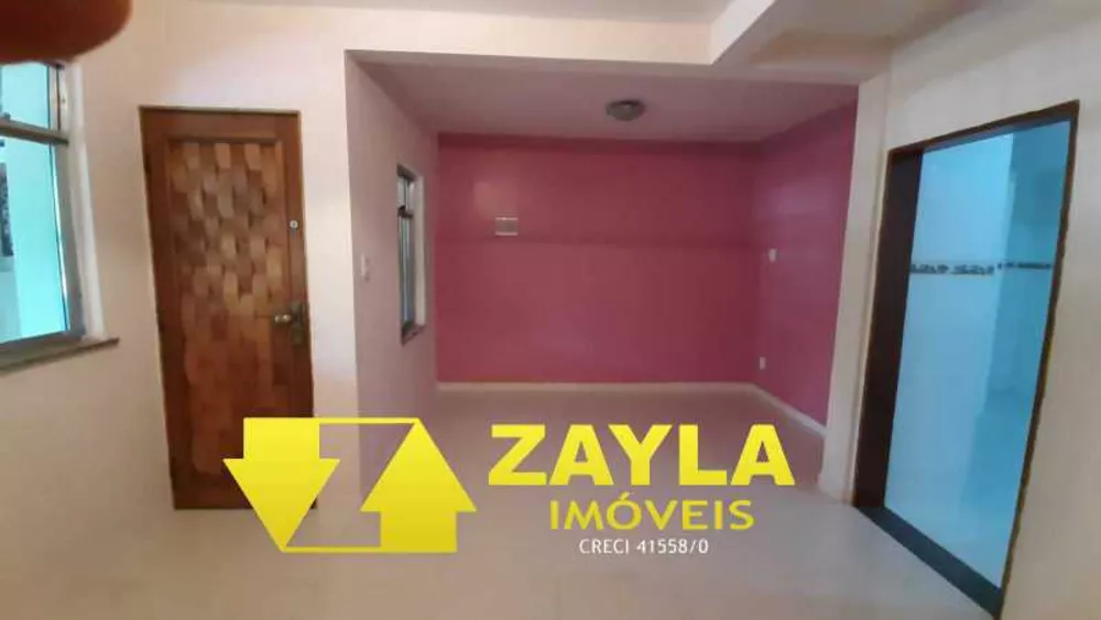 Apartamento à venda com 2 quartos, 70m² - Foto 2