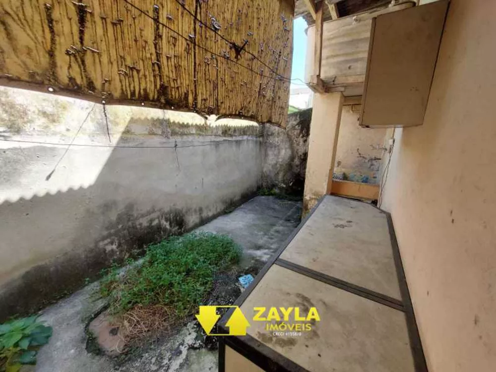 Casa, 5 quartos, 150 m² - Foto 2