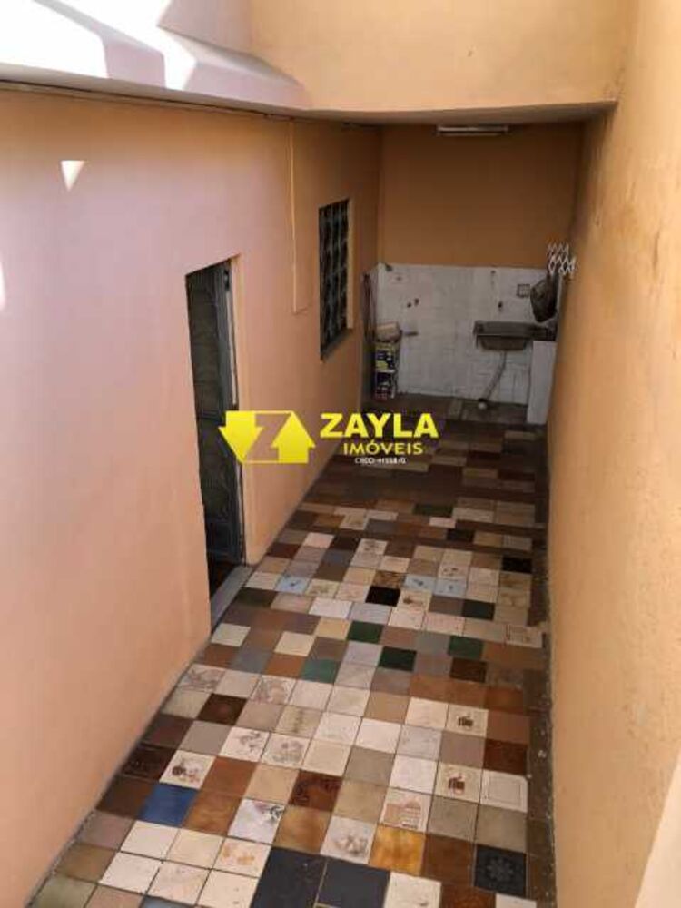 Casa, 5 quartos, 269 m² - Foto 1