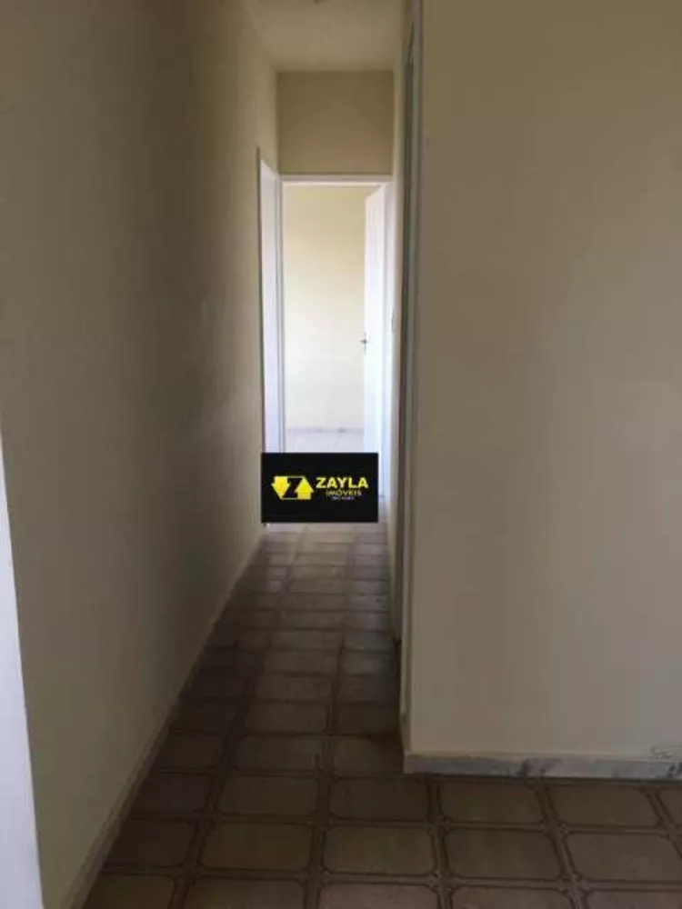 Apartamento à venda com 2 quartos, 68m² - Foto 4