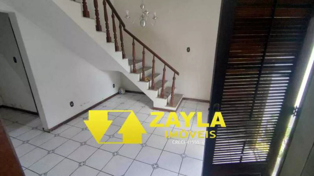 Casa, 4 quartos, 207 m² - Foto 4