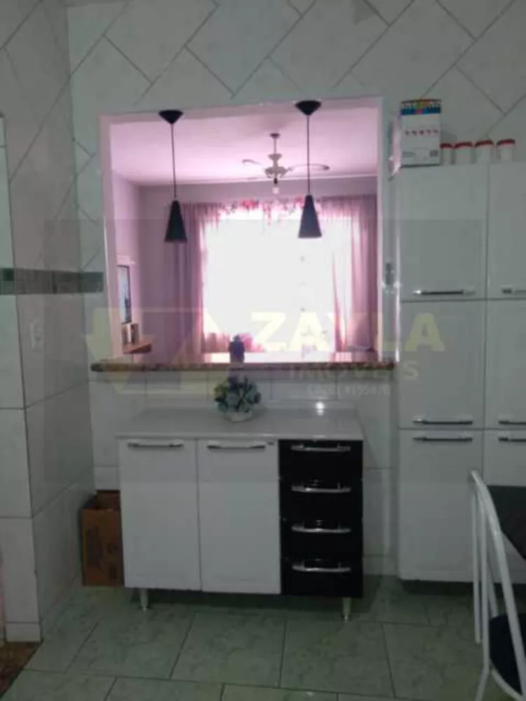 Apartamento à venda com 2 quartos, 75m² - Foto 8