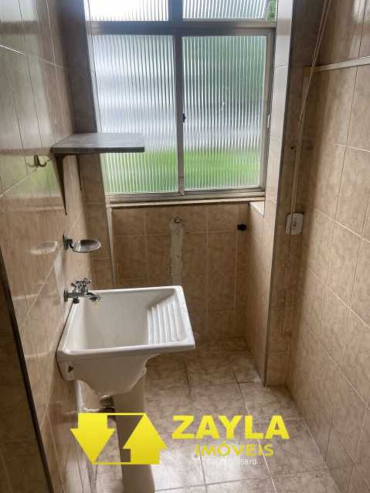 Apartamento à venda com 3 quartos, 75m² - Foto 3