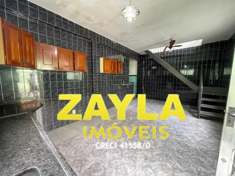 Casa, 3 quartos, 250 m² - Foto 18