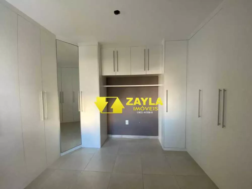 Apartamento à venda com 2 quartos, 60m² - Foto 4