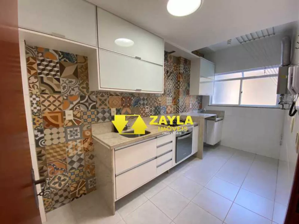 Apartamento à venda com 2 quartos, 60m² - Foto 11