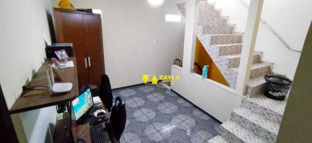 Casa, 3 quartos, 211 m² - Foto 4