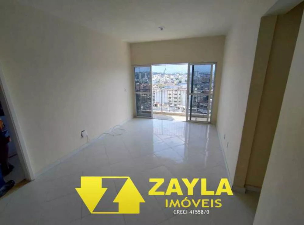 Apartamento à venda com 2 quartos, 66m² - Foto 3