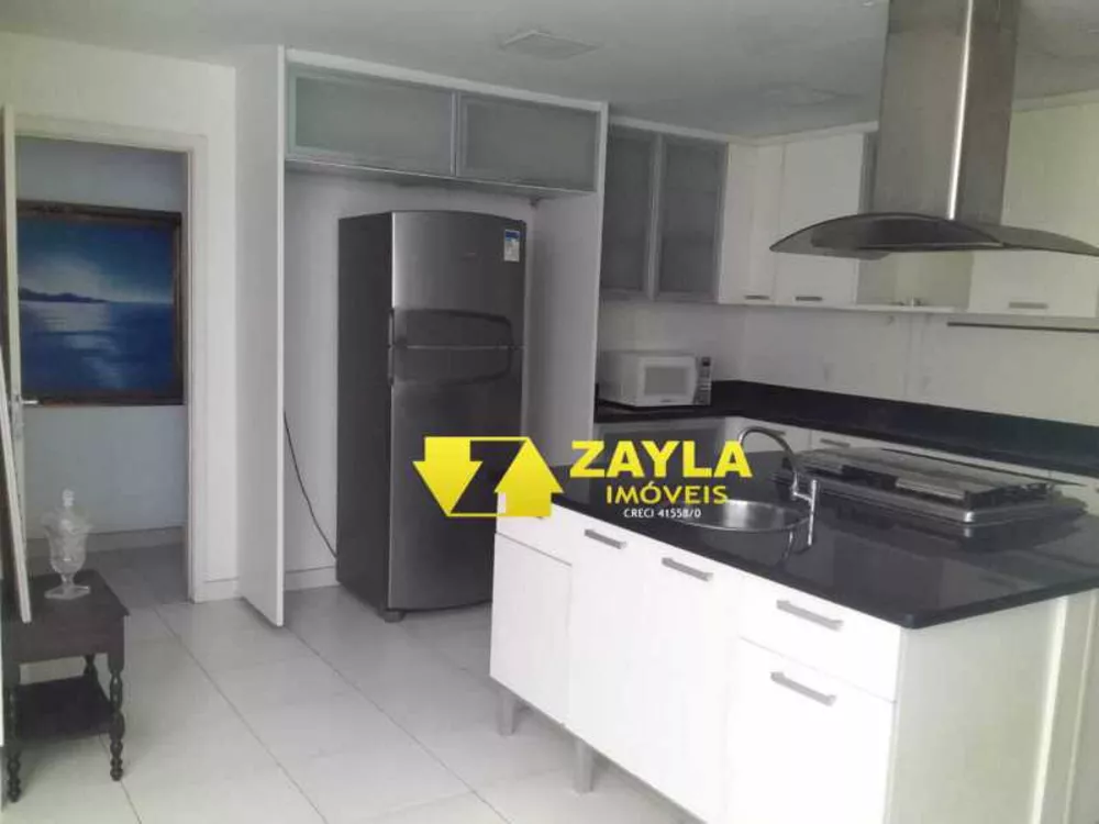 Apartamento à venda com 4 quartos, 214m² - Foto 8