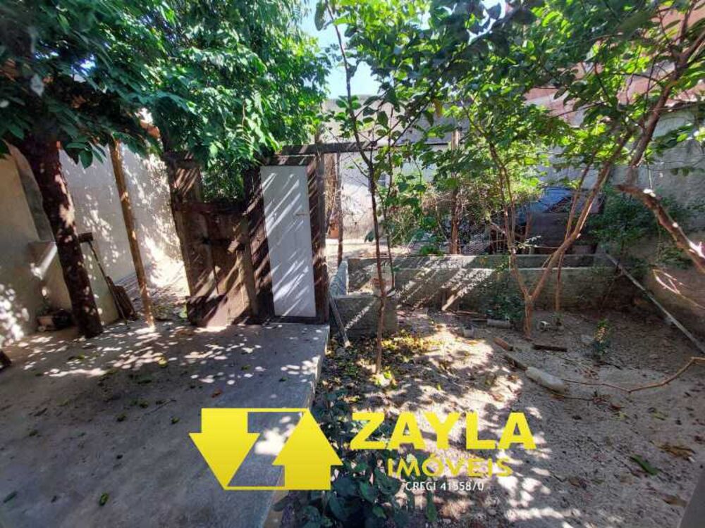 Casa de Condomínio à venda com 4 quartos, 330m² - Foto 20