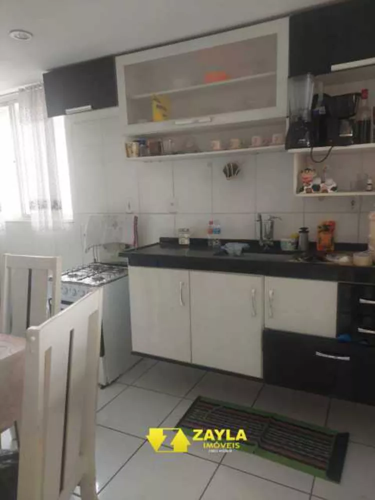 Apartamento à venda com 2 quartos, 42m² - Foto 9