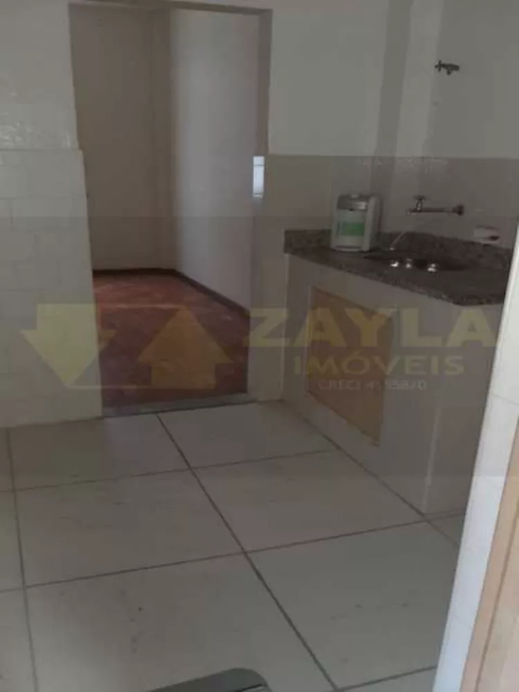 Apartamento à venda com 2 quartos, 70m² - Foto 6