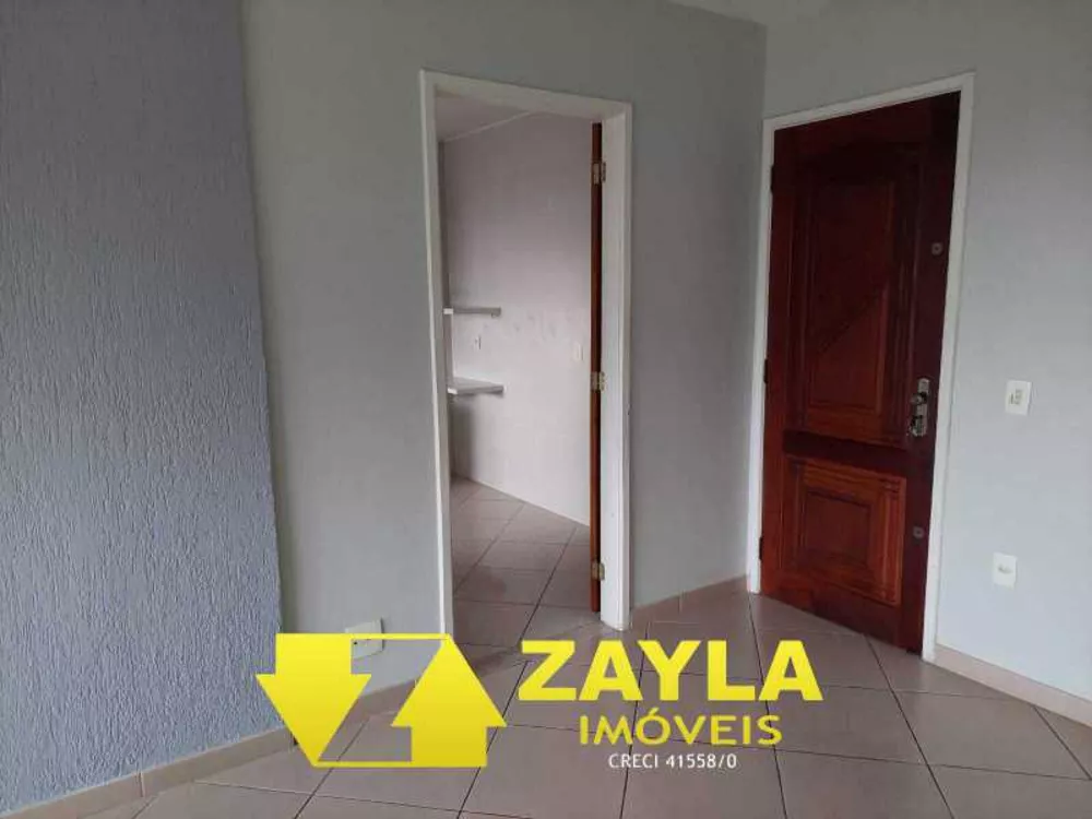 Apartamento à venda com 2 quartos, 80m² - Foto 4