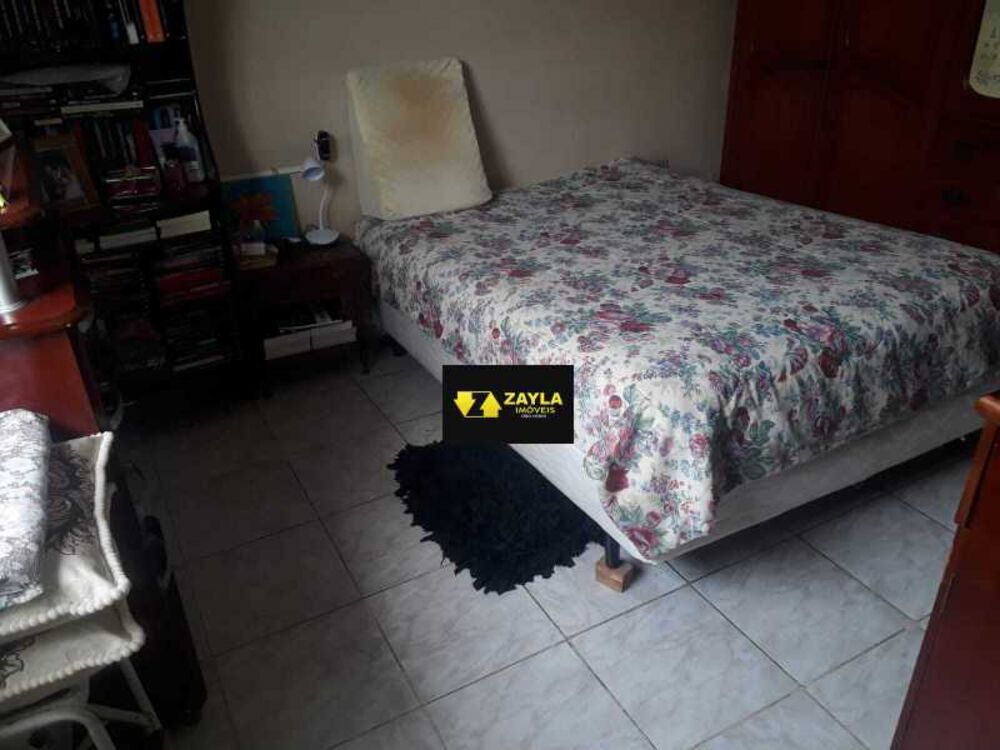 Casa, 4 quartos, 240 m² - Foto 19
