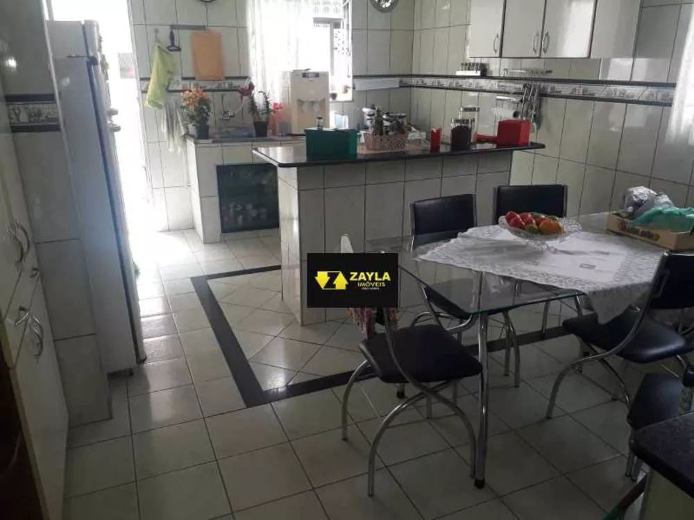 Casa, 4 quartos, 240 m² - Foto 8