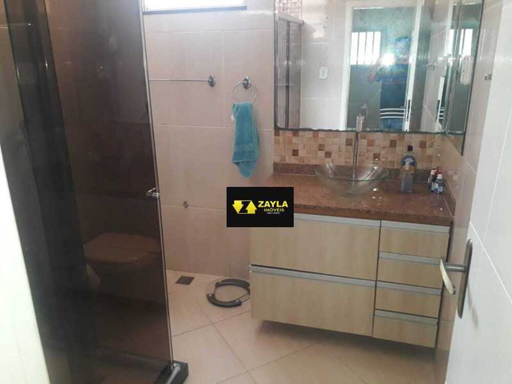 Casa, 4 quartos, 240 m² - Foto 23